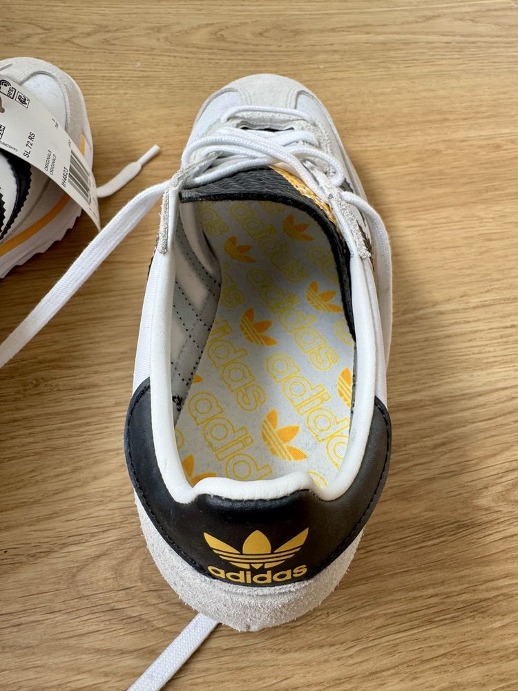 Tenis Adidas 42