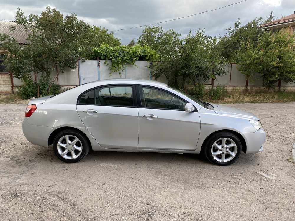 Продам Geely Emgrand пробег 54т.км