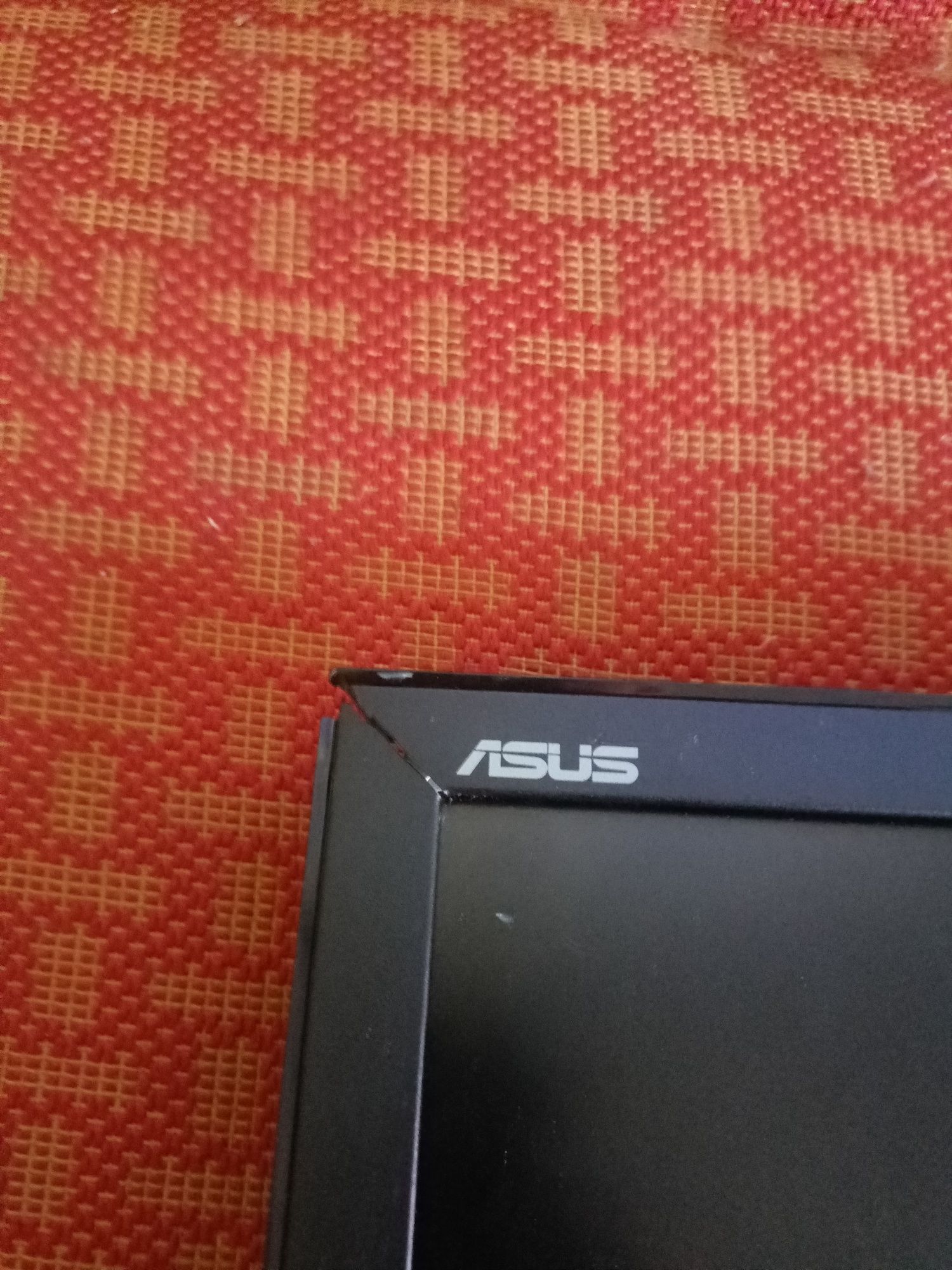 Asus Monitor Bardzo dobry sprawny