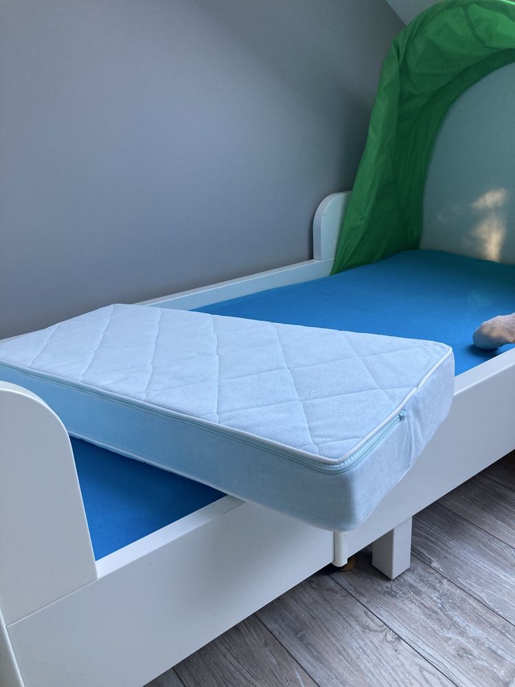 Łóżko Ikea Busunge