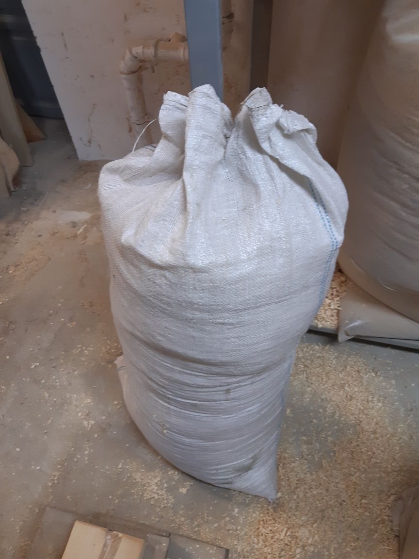 Trociny, wióry suche po heblarce, ponad 10kg