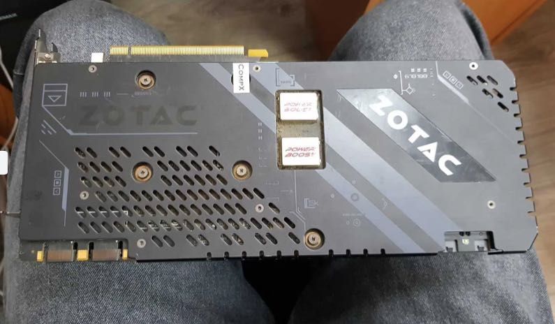 Zotac Geforce GTX 1080 TI
 є 8 шт