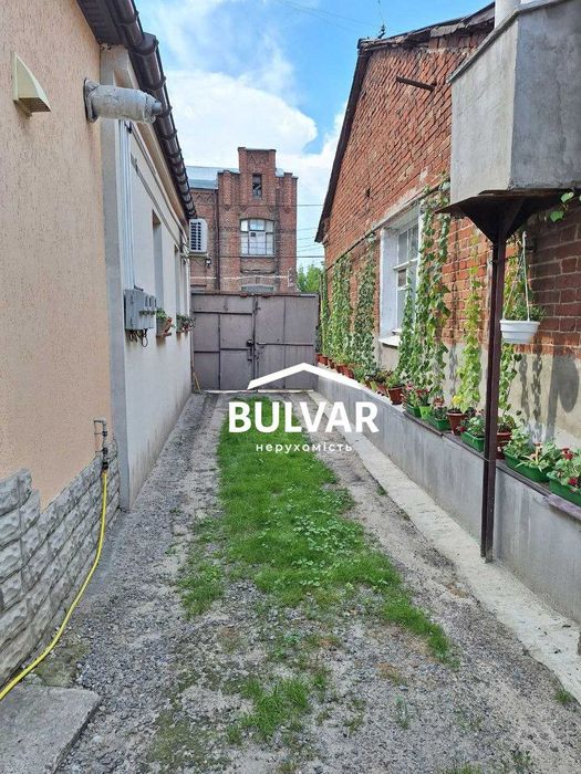 АВТОНОМНОЕ‼️Двухуровневая квартира возле м. Защитников Украины! Центр