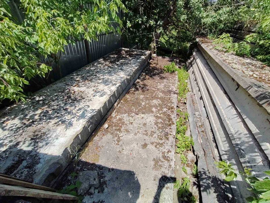 Плити перекриття ПК пустотка, ребриста, П-образна. Стінова плита