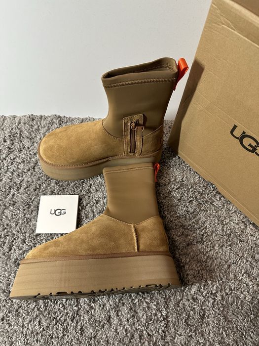 Уггі угги  UGG classic dipper brown коричневі високі уги