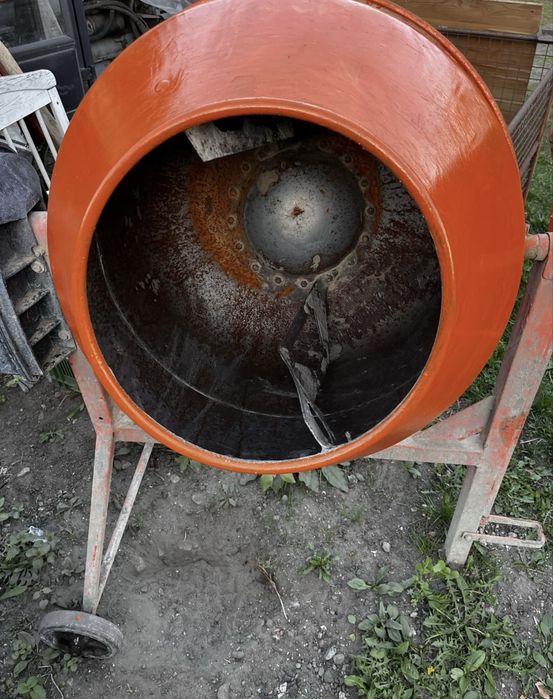 Betoniarka 130l  sprawna