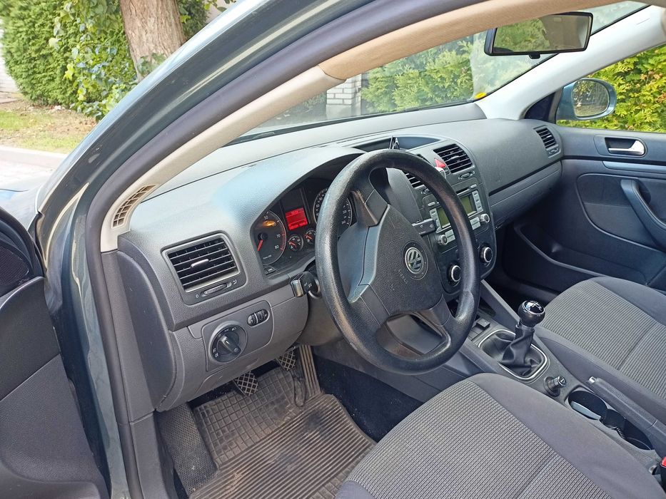 Sprzedam samochód Volkswagen Jetta 1.6 MPI ,benzyna,LPG.