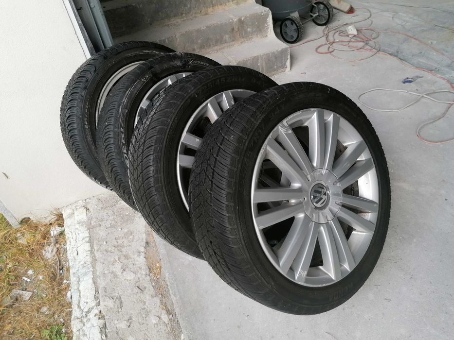 Koła z oponami zima r17 225/45 Felgi 5x112 otwór centrujący 57,1,