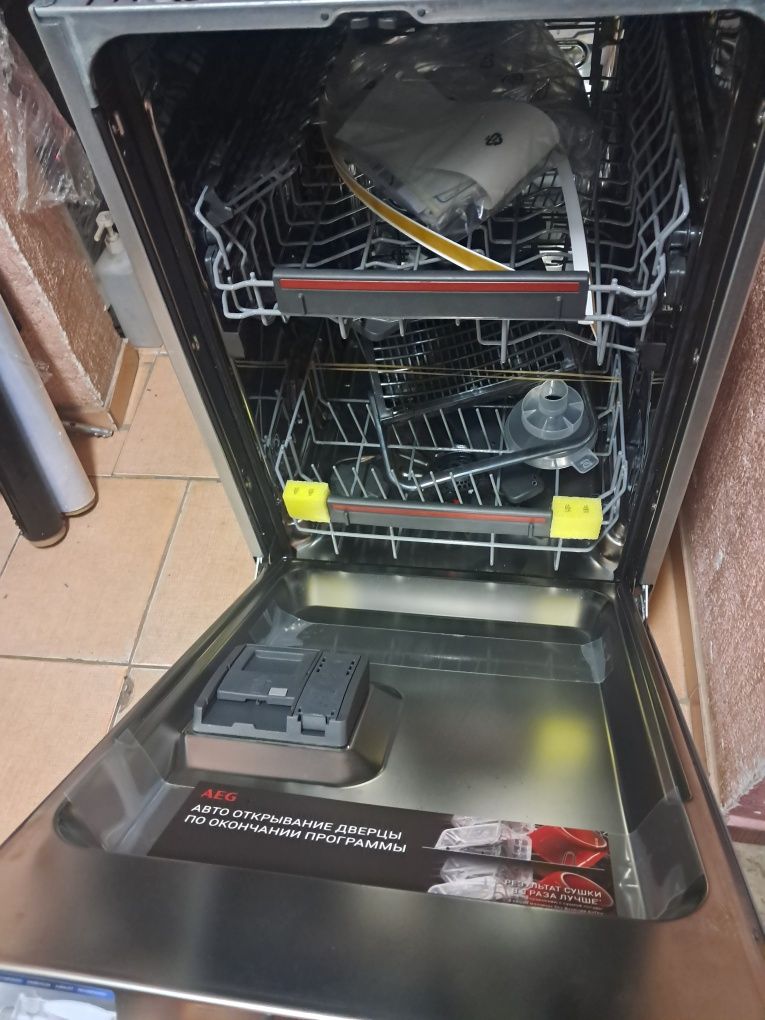 Посудомийна машина AEG FSM 301401 Z німеччина