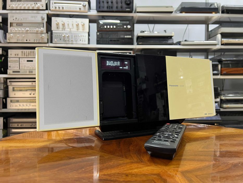 Wieża Panasonic SC-HC35 (CD, Radio, iPod, AUX) Audio Room
