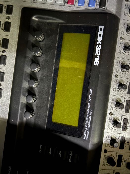 Behringer DDX3216 цифровий мікшерний пульт