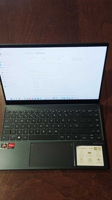 Portátil ASUS Zenbook