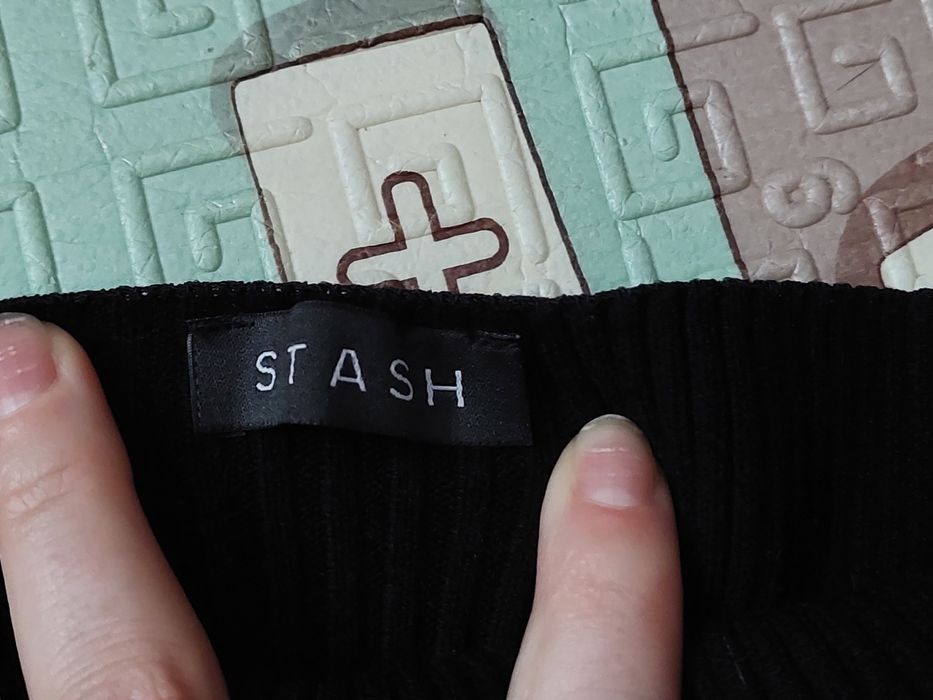 Топ черный STASH размер S новое состояние