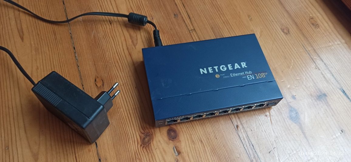 Netgear Ethernet Hub EN 108TP