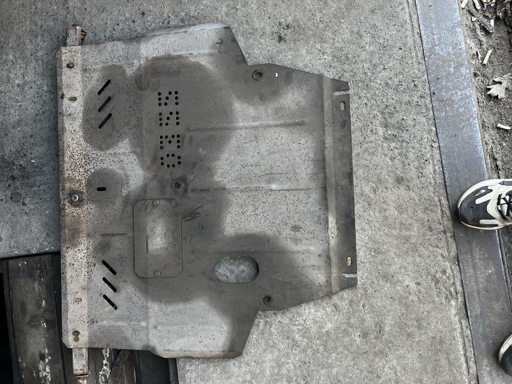 Защита двигателя geely emgrand ec7