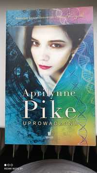 Uprowadzona-Pike