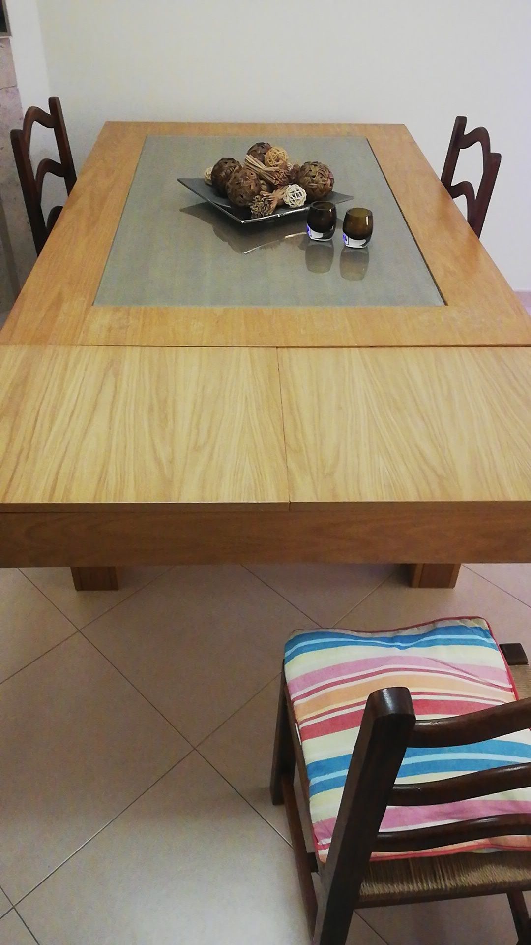 Vendo mesa e mesa de centro