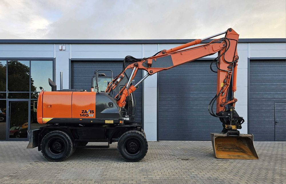 HITACHI ZX140W-5 ORYGINAŁ 2016r Rototilt Engcon GPS Leica SVAB