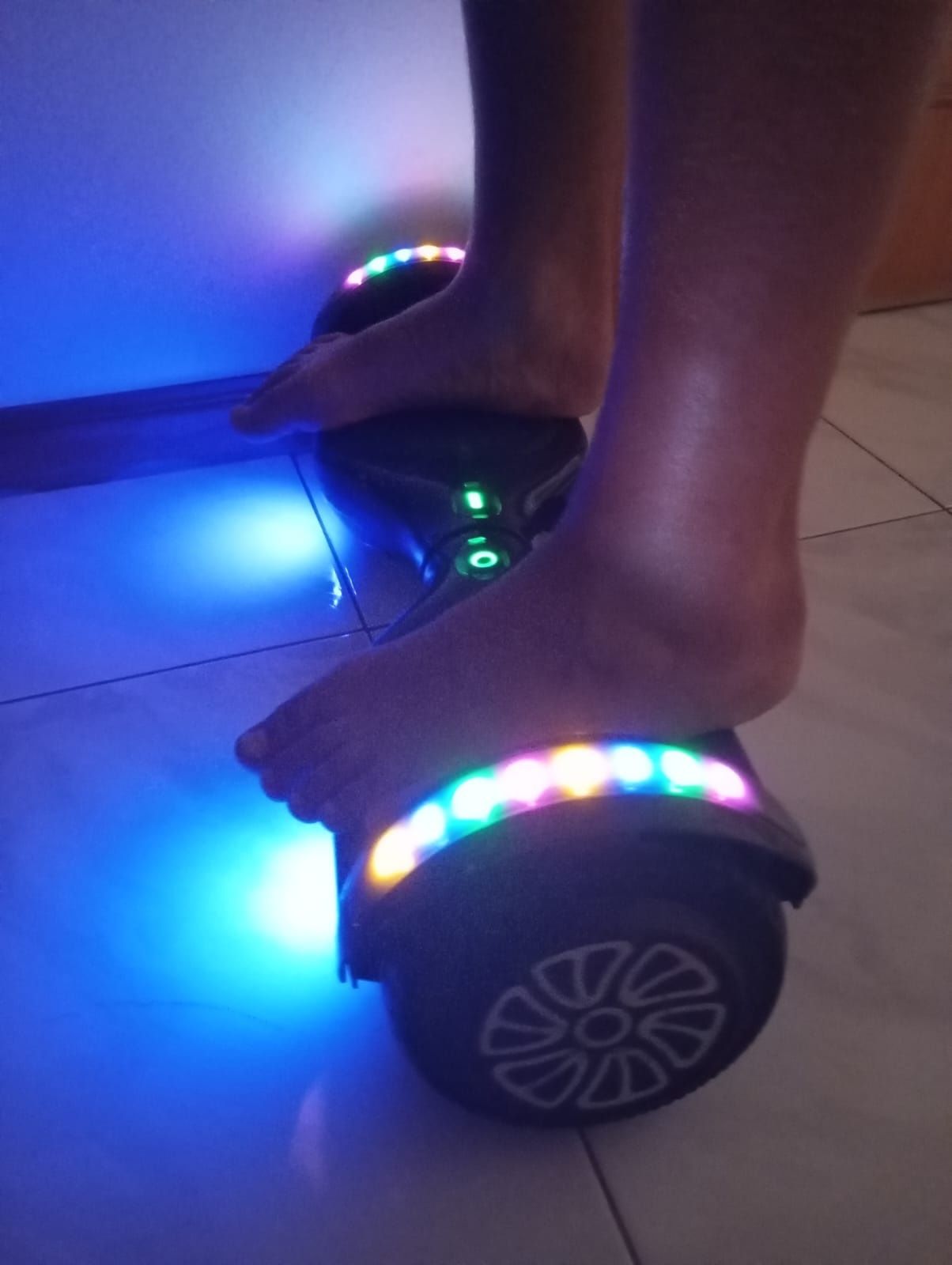 Hoverboards semi-novos (2 por 1)
overboards semi-novos (2 por 1)
Hover