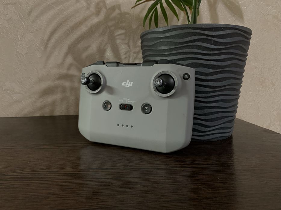 Пульт DJI RC-N1C (Mavic), стан 10/10, підходить для симуляторів на ПК