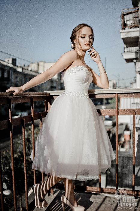 Изумительное Короткое Свадебное Платье.