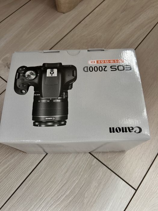 Продам canon 2000d новий
