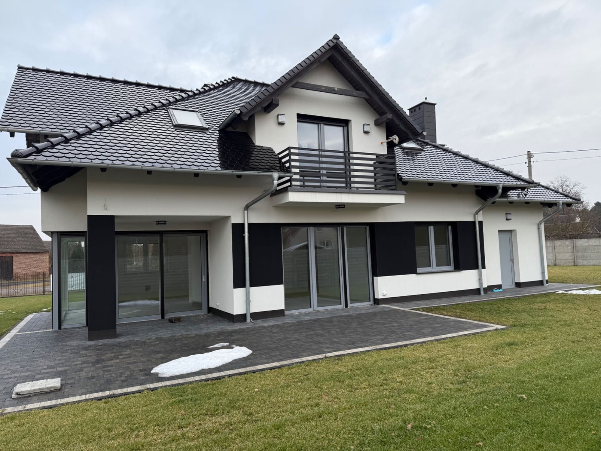 Sprzedam nowy dom blisko Gubina