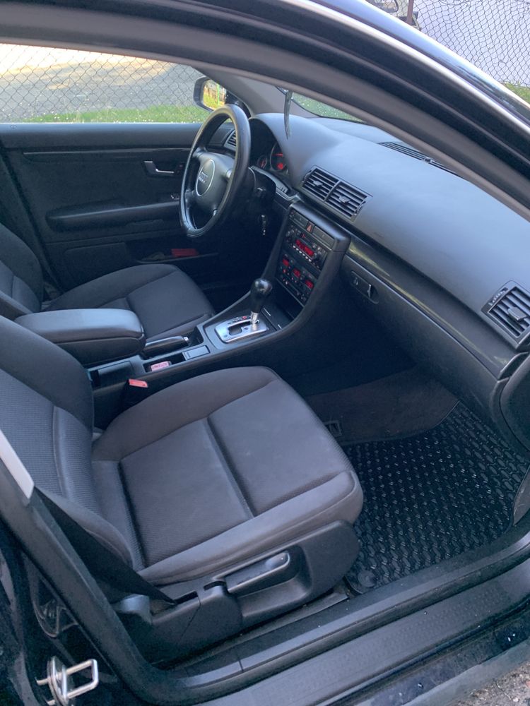Audi a4 2.0 Automat klima mrozi 10 tys temu nowy rozrzad