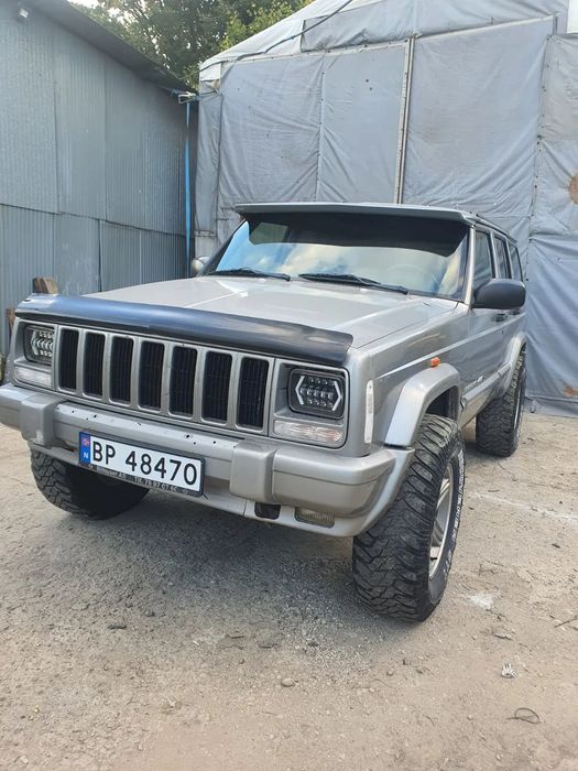 Jeep Cherokee 4X4,jeden właściciel, po wym. oleju, wymienione amortyzatory przód+tył