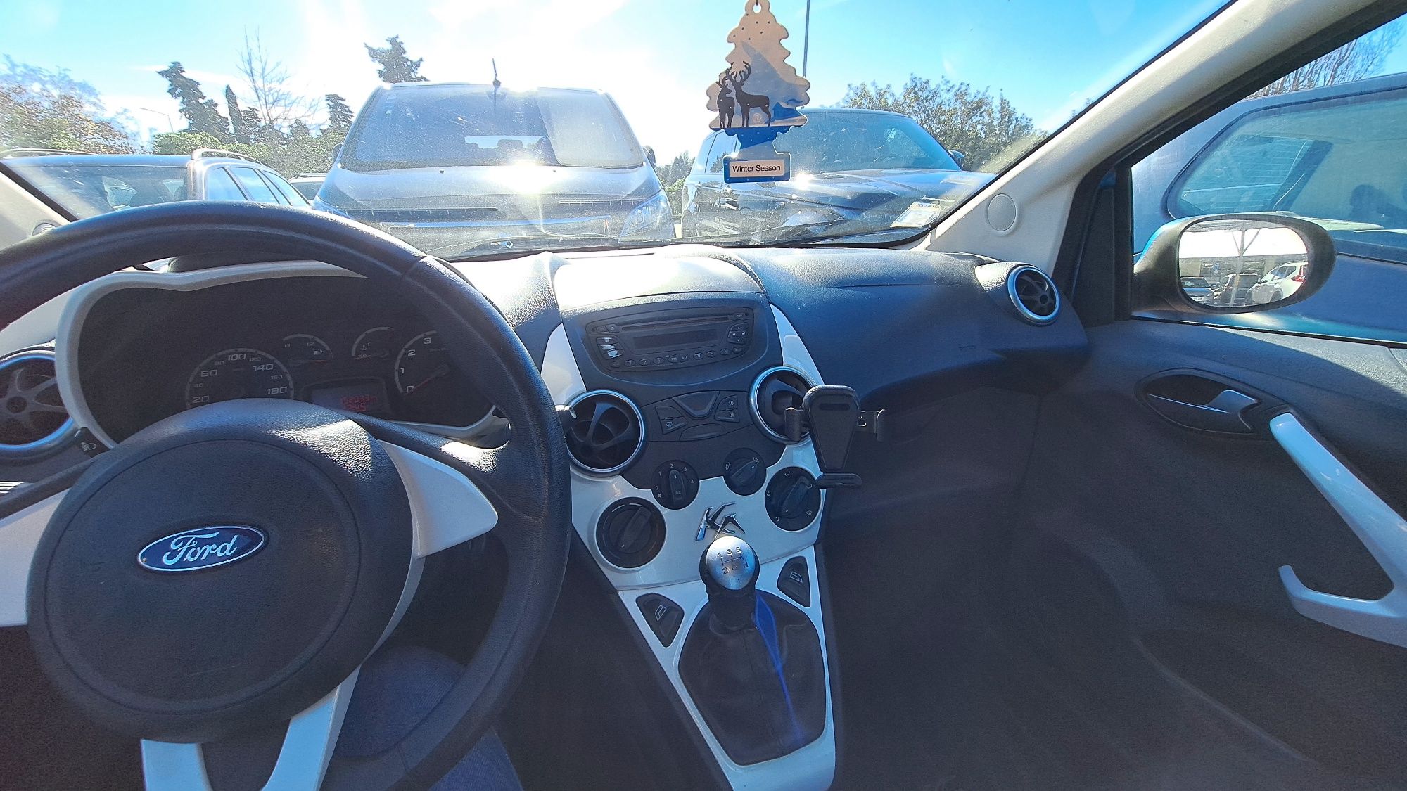 Vendo ford KA com ar condicionado e direção