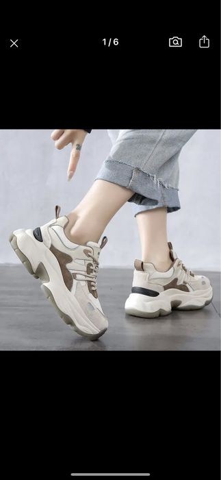 Кросівки жіночі нові