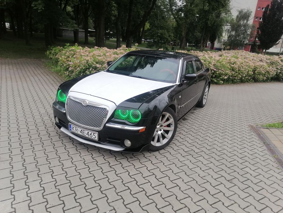 Chrysler 300c 2008 polift Srt8 6.1 LPG prins polski salon felgi 22 cal