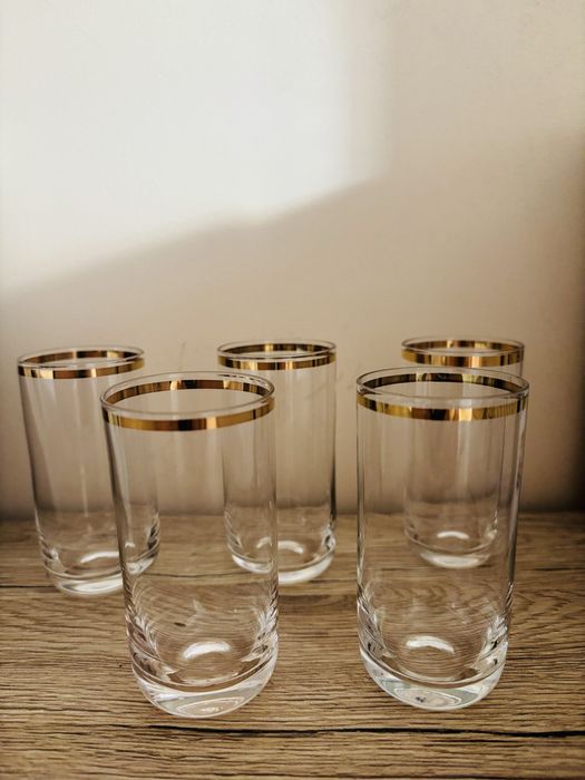 Szklanki- literatki Cena za 5 sztuk!