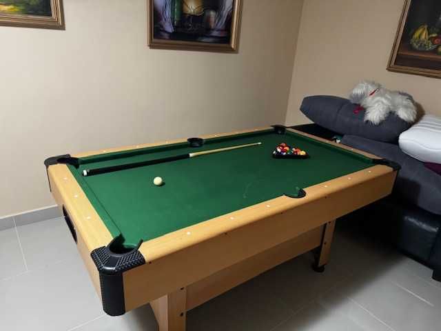 Sprzedam nowy stół do bilardu w pełni wyposażony