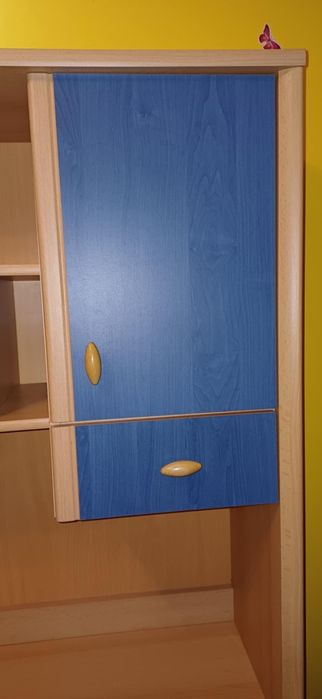 Młodzieżowe biurko