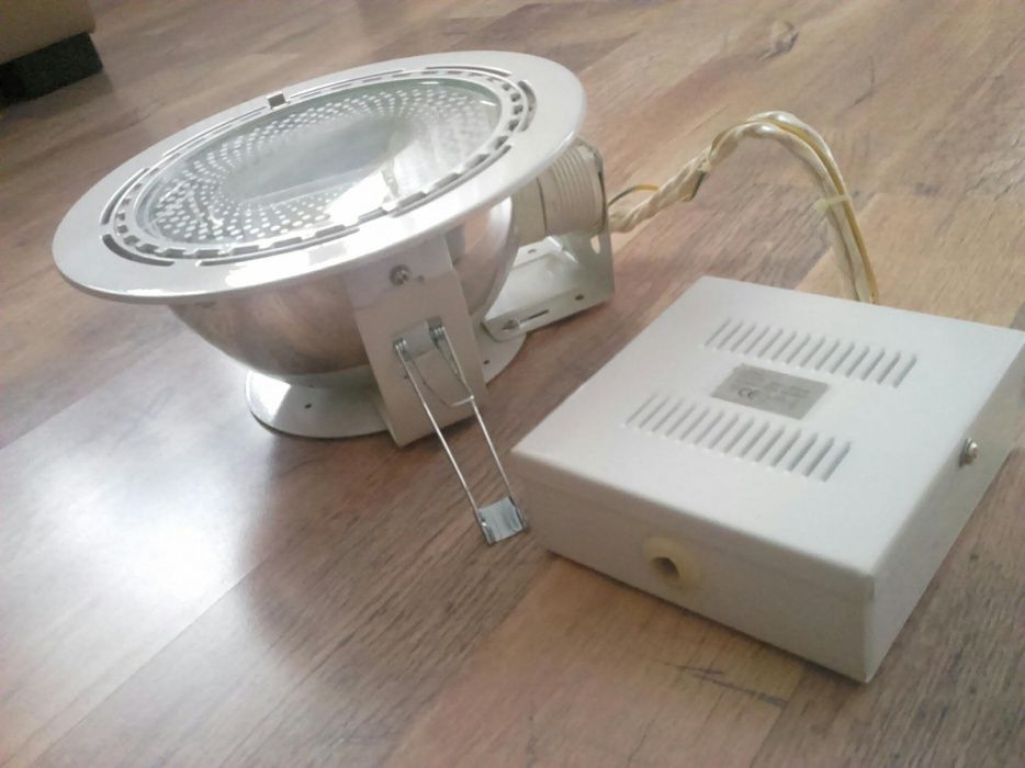 Piękna lampa downlight do zabudowy STYL SKANDYNAWSKI