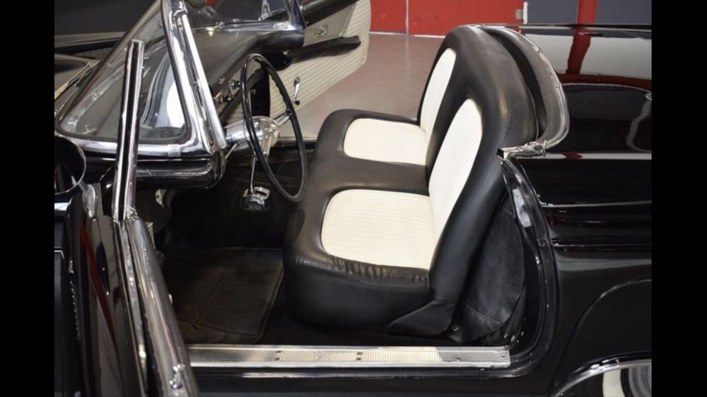 Disponivel ate dia 2 NOV.  !!!!! Ford Thunderbird 1955