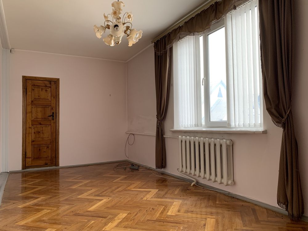 Продаж будинку з ліфтом, Гайсин, центр! Гараж, підвал, літня кухня,