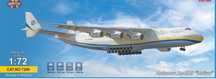 Antonov An-225 Mriya 1:72
