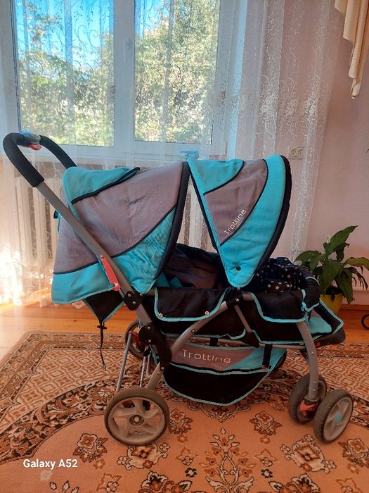 Дитячі коляски для двійнят(вживані).