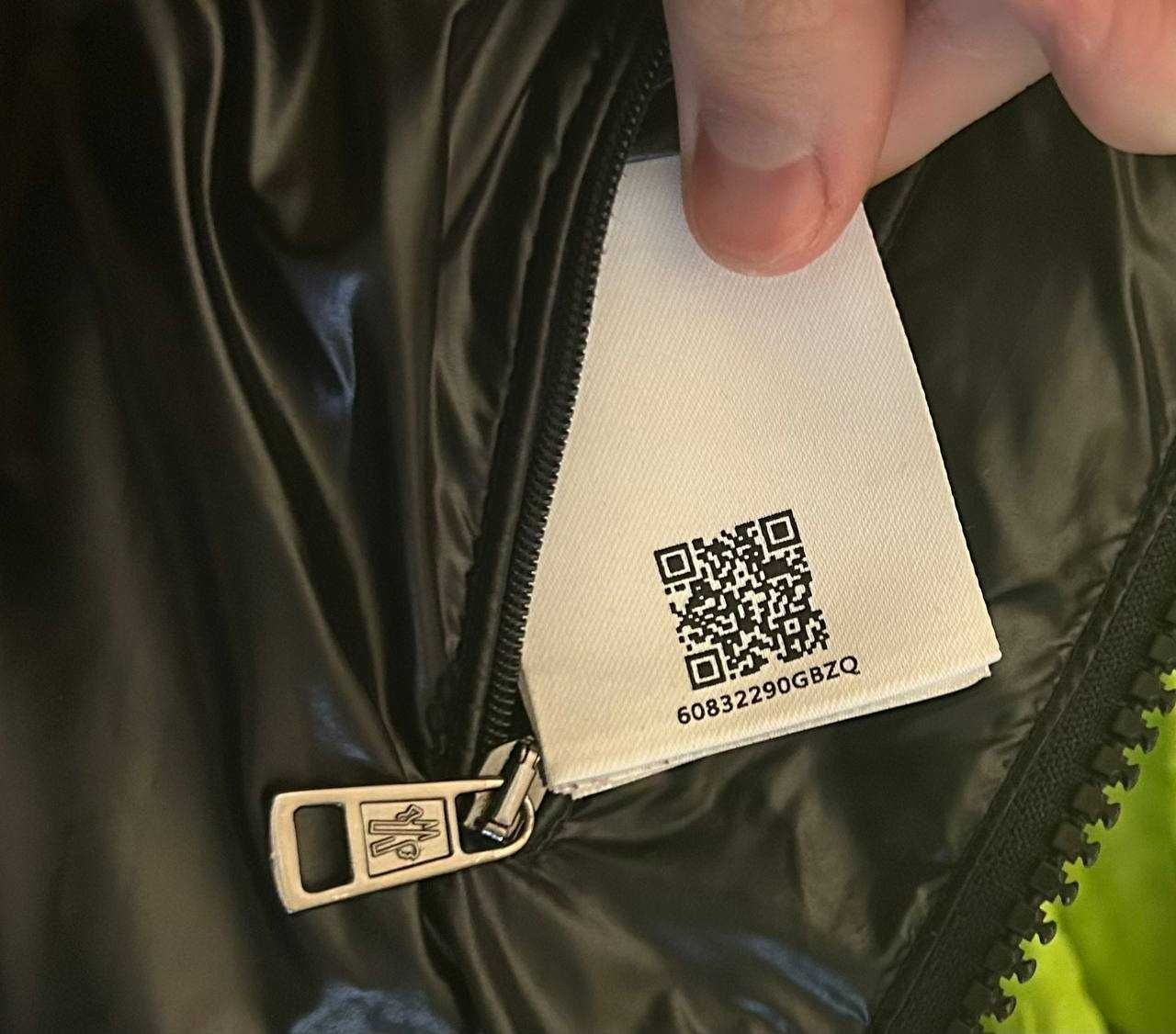 Пуховик Moncler Maya down jacket  М Чорний Оригинал