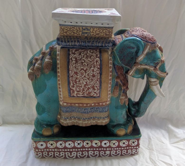 Banco Chinês Elefante Cerâmica