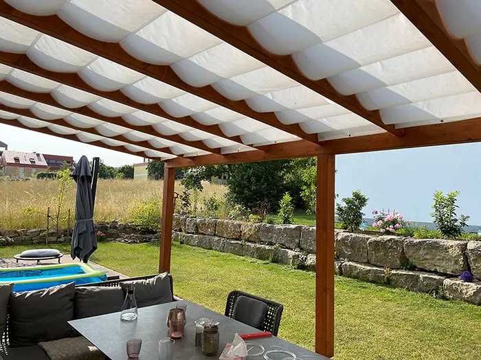 Wiaty zadaszenia ogrody zimowe carporty