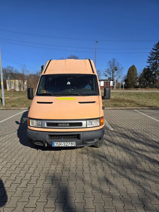 Sprzedam 9 osobowego busa