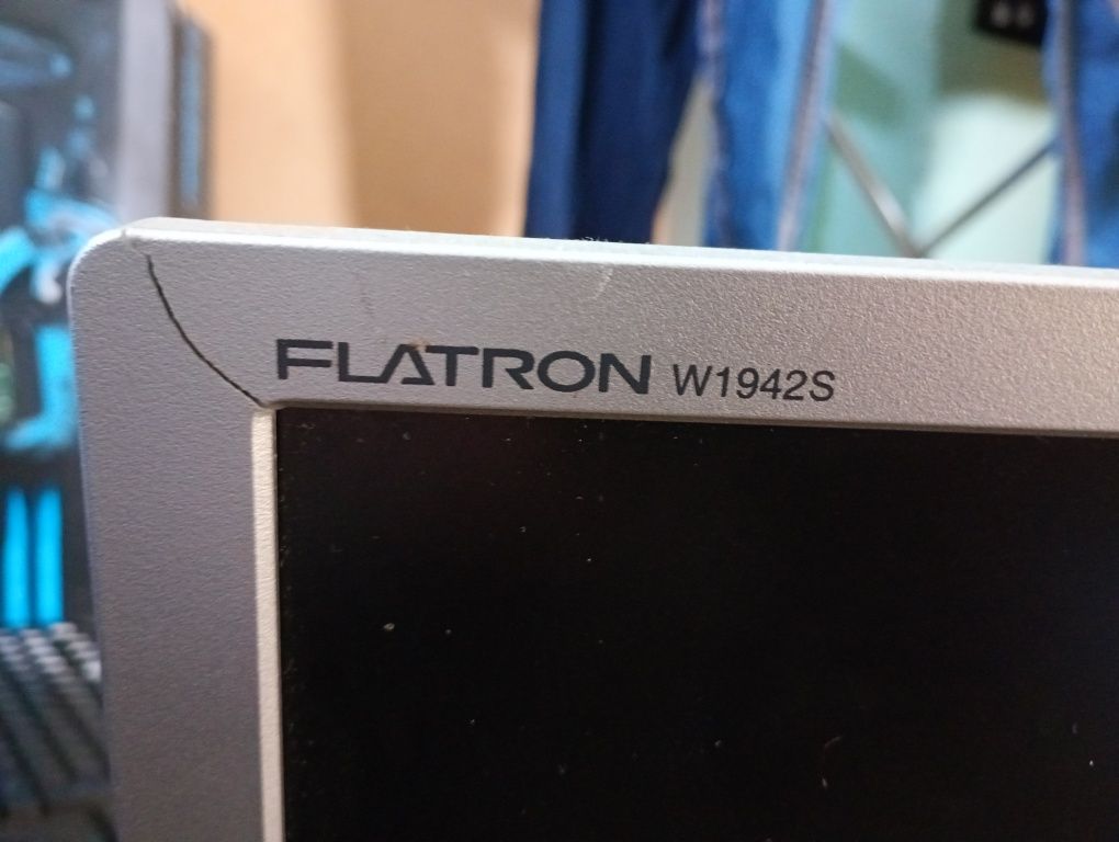 Monitor Lg flatron W1942s