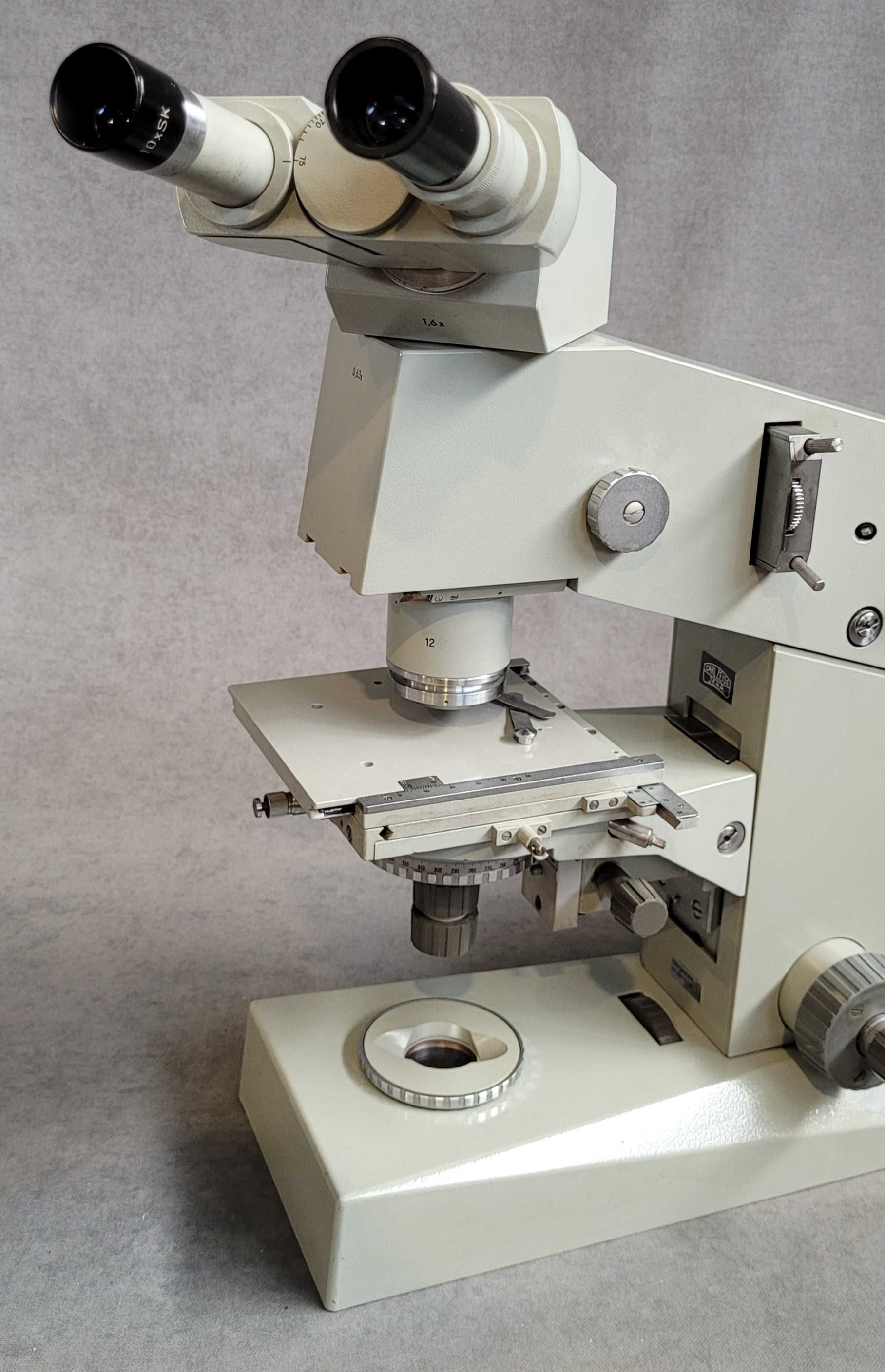 Mikroskop Carl Zeiss Jena Vertival.