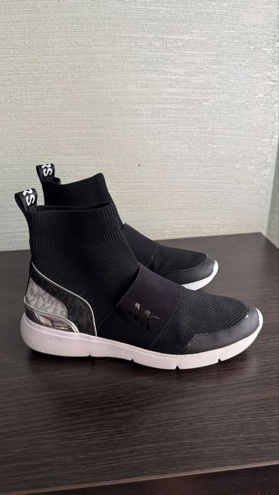 Кросівки, снікерст Michael Kors. розмір 39-39,5