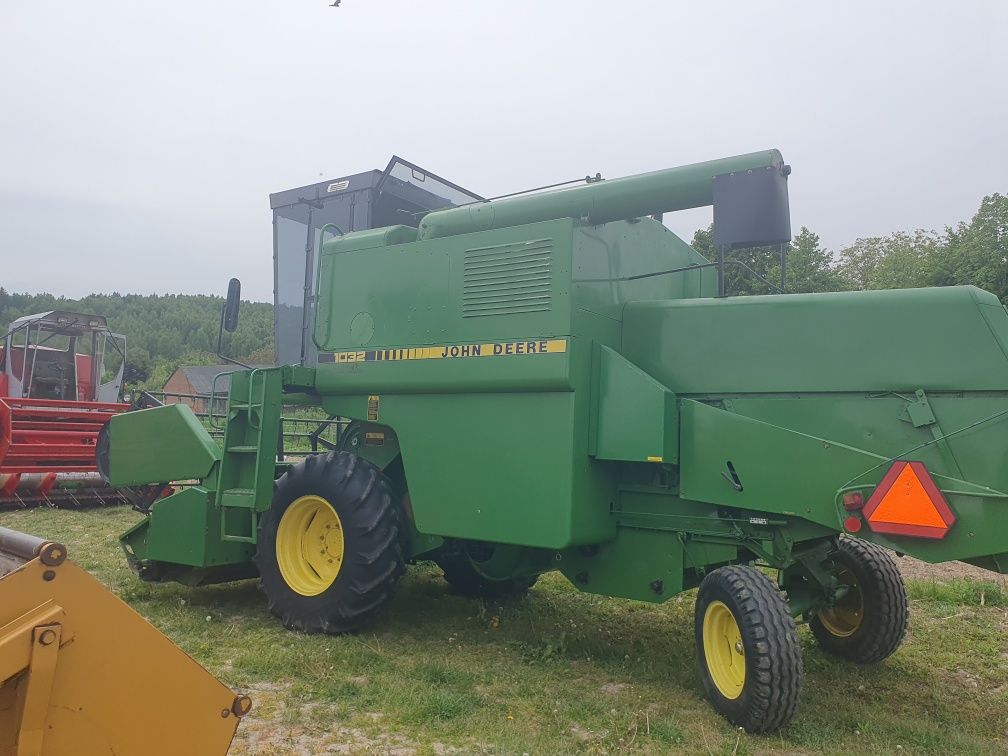 Kombajn zbożowy John Deer 1032 / 1042 / Deutz 33.60