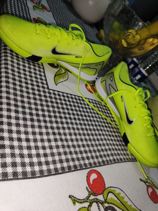 Chuteiras futsal Nike Mercurial