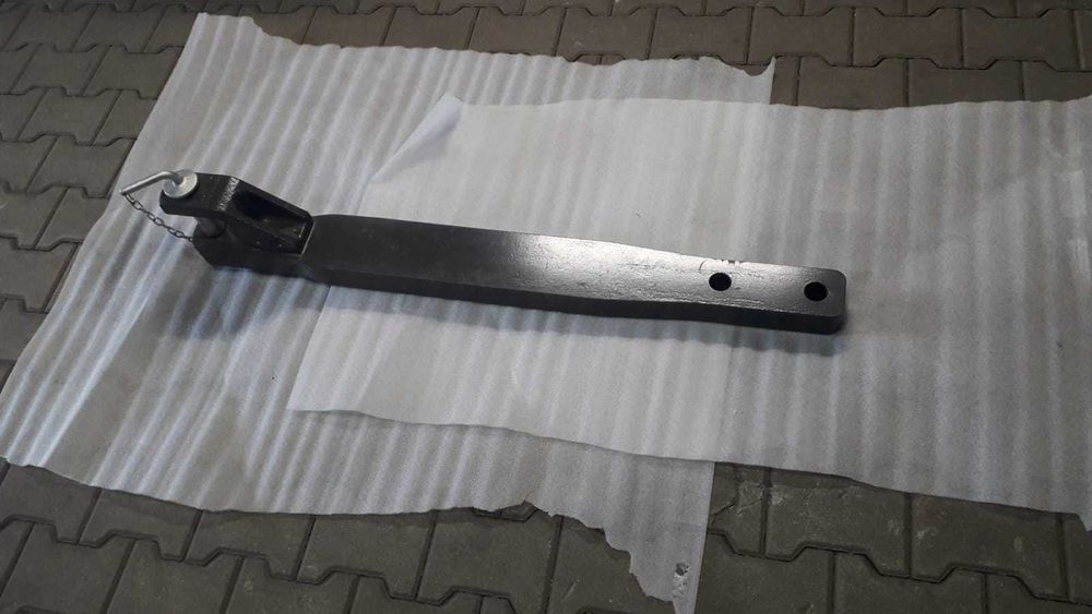 Belka polowa kat. 3 Claas Axion 900, zaczep rolniczy dolny Scharmuller